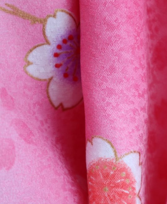 七五三 3歳女の子用被布[シンプルかわいい](被布・着物)ピンク地・小さめの桜No.33H